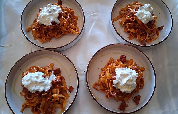 Tagliatelle alla Salsiccia